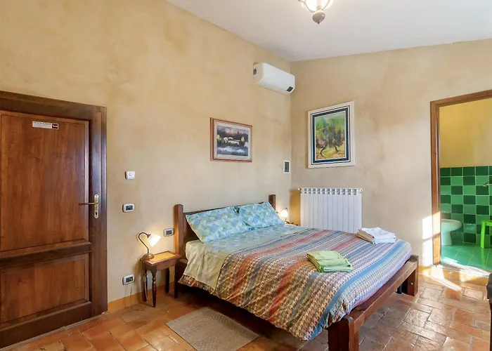 דירה Borghetto Flat Con Piscina בארברינו די ואל ד'אלסה