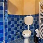 Borghetto Flat Con Piscina Апартаменты *