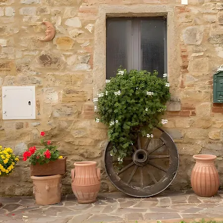 Borghetto Flat Con Piscina Барберино-Валь-д'Эльса