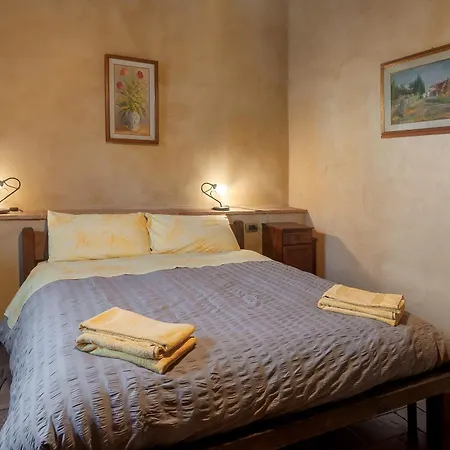 Borghetto Flat Con Piscina